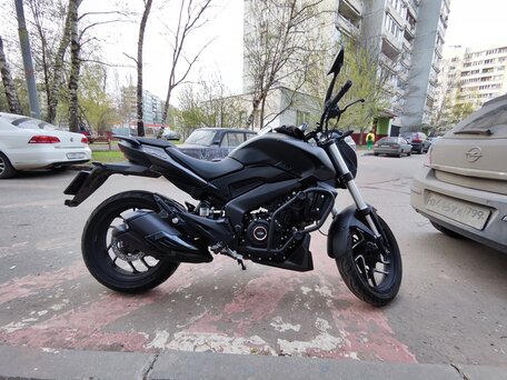 2019 Bajaj Dominar 400, чёрный, 315000 рублей, вид 1