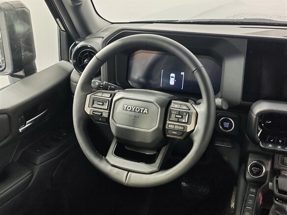 2025 Toyota Land Cruiser Prado 250 Series, чёрный, 12700000 рублей - вид 9