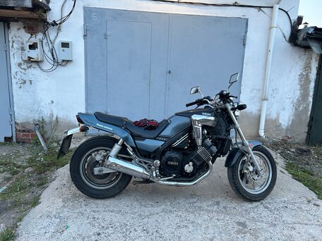 1986 Yamaha FZX750, чёрный, 240000 рублей, вид 1