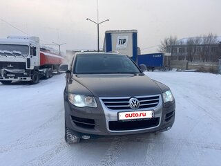 2008 Volkswagen Touareg I Рестайлинг, серый, 1850000 рублей, вид 3