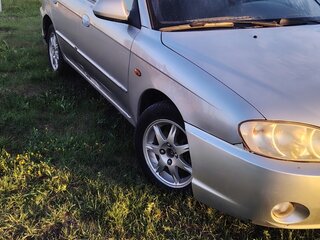 2005 Kia Spectra I Рестайлинг 2, серебристый, 220000 рублей, вид 1