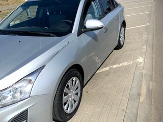 2014 Chevrolet Cruze I Рестайлинг, серебристый, 745000 рублей, вид 2