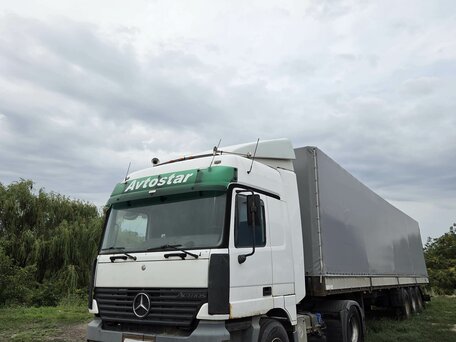 2001 Mercedes-Benz Actros, белый, 1950000 рублей, вид 1