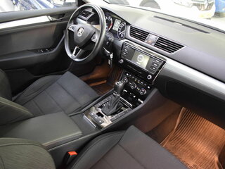 2016 Skoda Superb III, белый, 1830000 рублей, вид 3