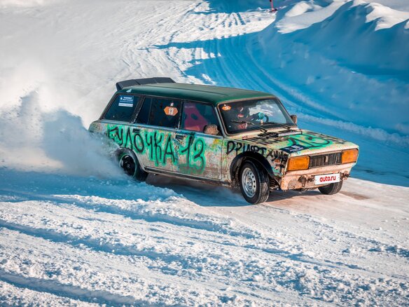 1998 Lada (ВАЗ) 2104 5-speed, белый, 140000 рублей - вид 7
