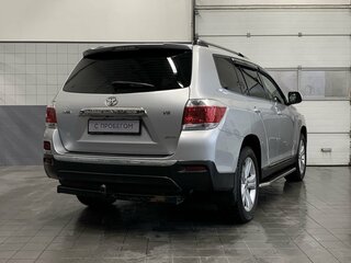 2013 Toyota Highlander II (XU40) Рестайлинг, серебристый, 1939000 рублей, вид 3