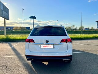 2021 Volkswagen Teramont I Рестайлинг, белый, 3990000 рублей, вид 4
