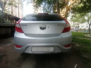 2011 Hyundai Solaris I, серебристый, 455000 рублей, вид 2