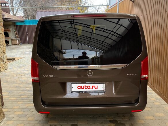 2018 Mercedes-Benz V-Класс Compact 250 d компактный III (W447), коричневый, 7000000 рублей - вид 1