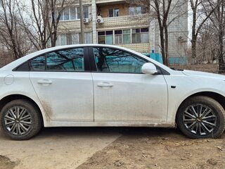 2011 Chevrolet Cruze I, белый, 550000 рублей, вид 4