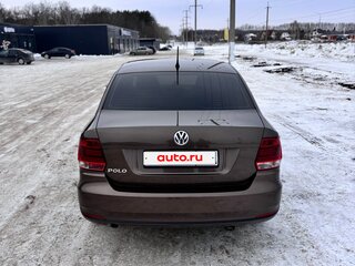 2015 Volkswagen Polo V Рестайлинг, коричневый, 1100000 рублей, вид 5