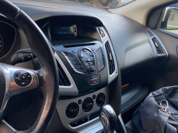 2014 Ford Focus III, белый, 750000 рублей - вид 7