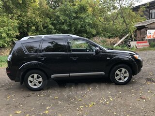 2008 Mitsubishi Outlander II, чёрный, 1450000 рублей, вид 2