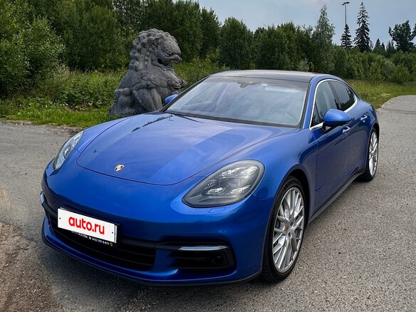 2017 Porsche Panamera 4S II, синий, 7499000 рублей