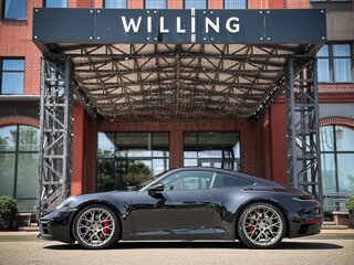 2019 Porsche 911 Carrera S VIII (992), чёрный, 12664245 рублей, вид 1