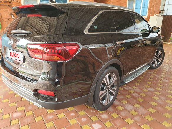 2019 Kia Sorento III Prime Рестайлинг, чёрный, 4050000 рублей - вид 2