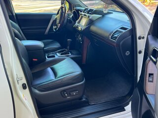 2016 Toyota Land Cruiser Prado 150 Series Рестайлинг 1, белый, 4100000 рублей, вид 3