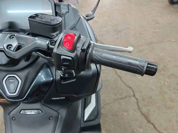 2021 Yamaha TMAX, зелёный, 1420000 рублей - вид 35