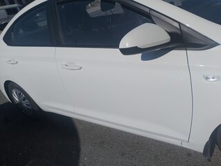 2019 Hyundai Solaris II, белый, 970000 рублей, вид 5