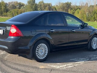 2010 Ford Focus II Рестайлинг, чёрный, 670000 рублей, вид 4