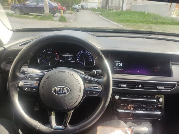 2019 Kia K7 YG (II) Рестайлинг, чёрный, 3000000 рублей - вид 4