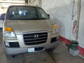 2006 Hyundai H-1 I Рестайлинг, бежевый, 1750000 рублей, вид 3