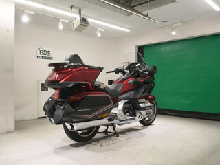 2018 Honda GL 1800 Gold Wing, пурпурный, 2000000 рублей, вид 2