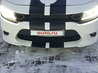 2019 Dodge Charger R__T VII (LD) Рестайлинг, белый, 4300000 рублей, вид 3