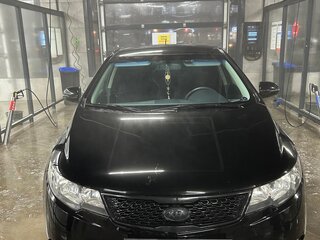 2010 Kia Cerato 6-speed II, чёрный, 715000 рублей, вид 3