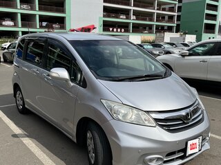 2012 Honda Freed I Рестайлинг, серебристый, 1050000 рублей, вид 3