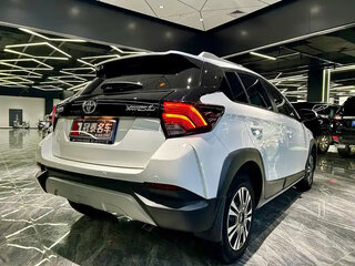 2020 Toyota Yaris L X XP150 Рестайлинг, белый, 1200000 рублей, вид 1