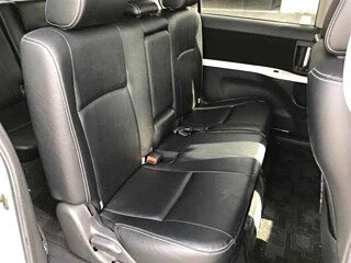 2014 Toyota ISis I Рестайлинг, белый, 1100000 рублей - вид 6