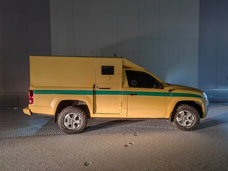 2012 Volkswagen Amarok, бежевый, 7300000 рублей, вид 2