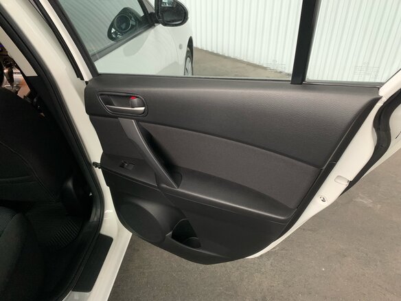 2010 Mazda 3 II (BL), белый - вид 14