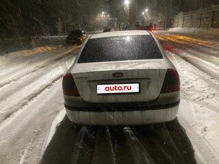 2007 Ford Focus II, серебристый, 240000 рублей, вид 3