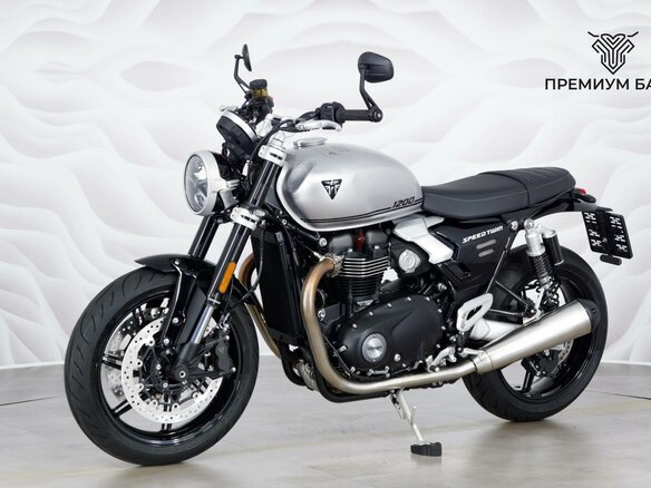 2026 Triumph Speed Twin, серебристый, 1599000 рублей - вид 2