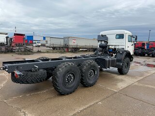 2025 КамАЗ 43118, белый, 6390000 рублей, вид 4