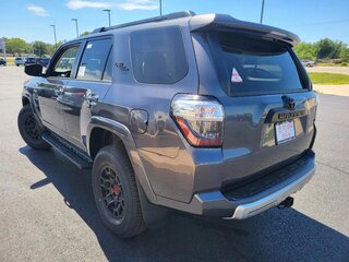 2022 Toyota 4Runner V Рестайлинг, серый, 11958422 рублей, вид 2