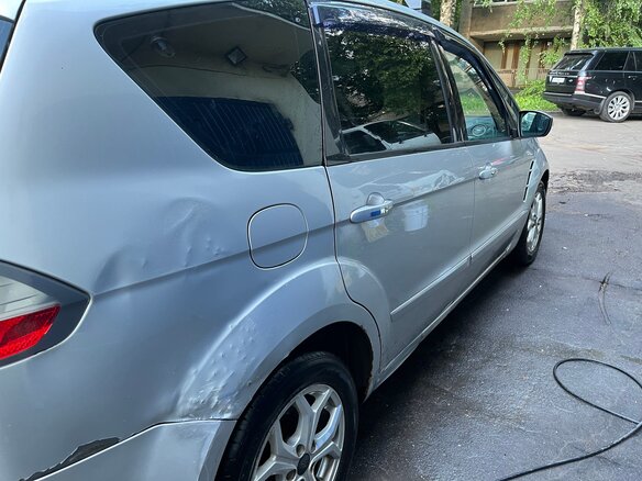 2007 Ford S-MAX I, серебристый - вид 3