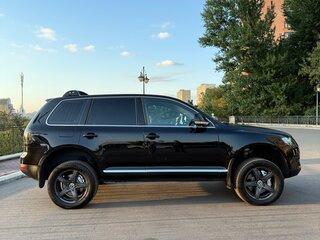 2007 Volkswagen Touareg I Рестайлинг, чёрный, 1490000 рублей, вид 5