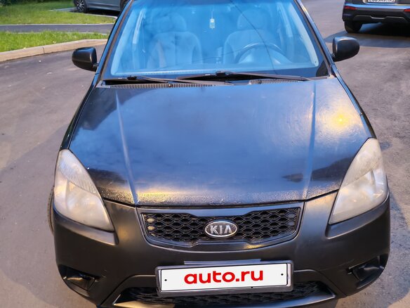 2010 Kia Rio II Рестайлинг, чёрный, 320000 рублей - вид 4