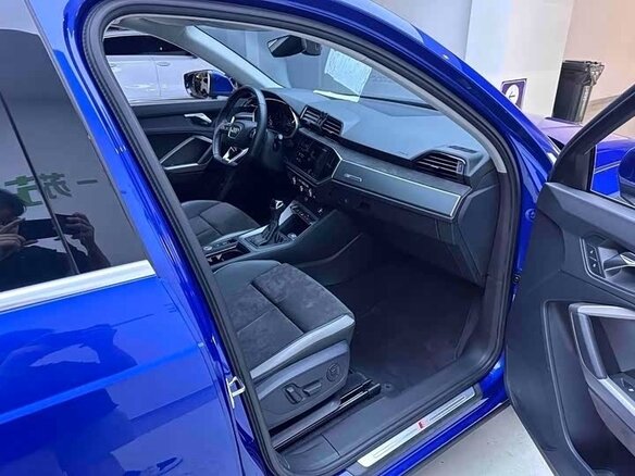 2022 Audi Q3 35 TFSI II (F3), синий, 2860000 рублей - вид 19