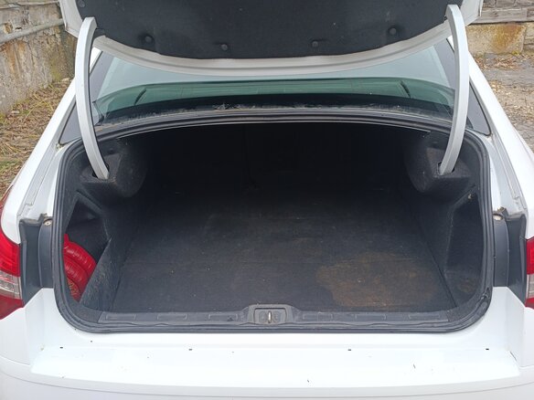 2011 Citroen C5 II, белый, 480000 рублей - вид 11