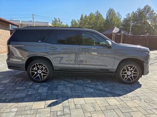 2022 Cadillac Escalade V, чёрный, 10650000 рублей, вид 3