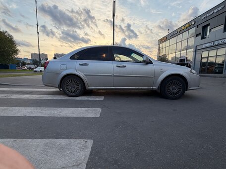 2013 Daewoo Gentra II, серебристый, 290000 рублей, вид 1