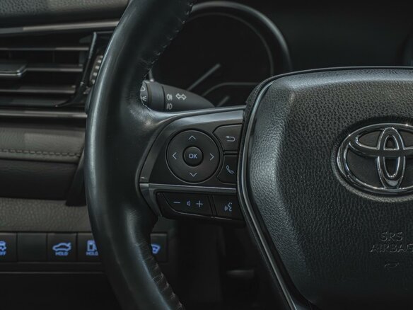 2021 Toyota Camry VIII (XV70) Рестайлинг, коричневый, 2350000 рублей - вид 24