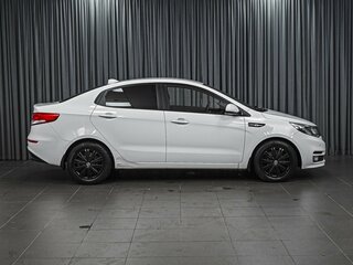 2017 Kia Rio III Рестайлинг, белый, 1369000 рублей, вид 5