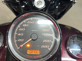 2019 Harley-Davidson Road King Special, красный, 1950000 рублей, вид 5