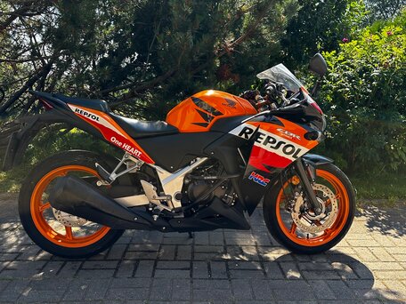 2013 Honda CBR 250R, оранжевый, 450000 рублей, вид 1