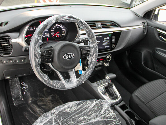 2020 Kia Rio IV Рестайлинг, белый - вид 37